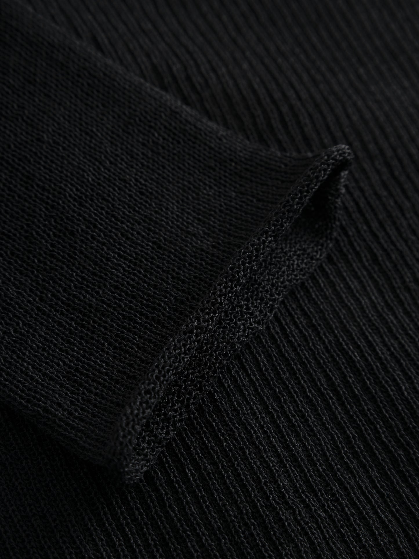 HOOK & EYE KNIT TOP I ONYX