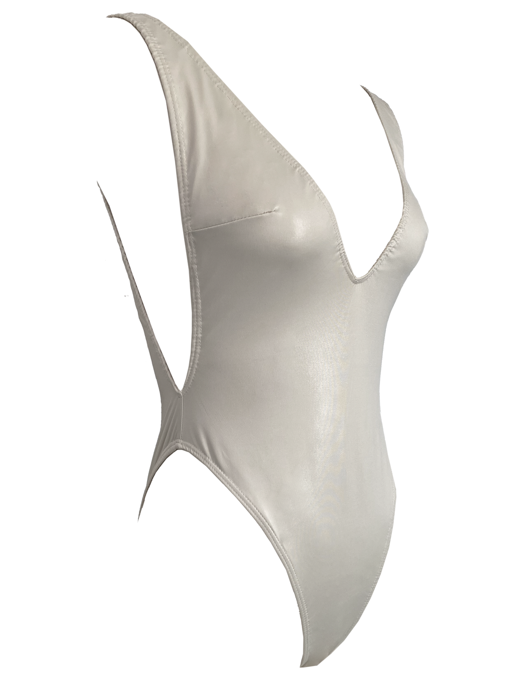 SEA V SUIT