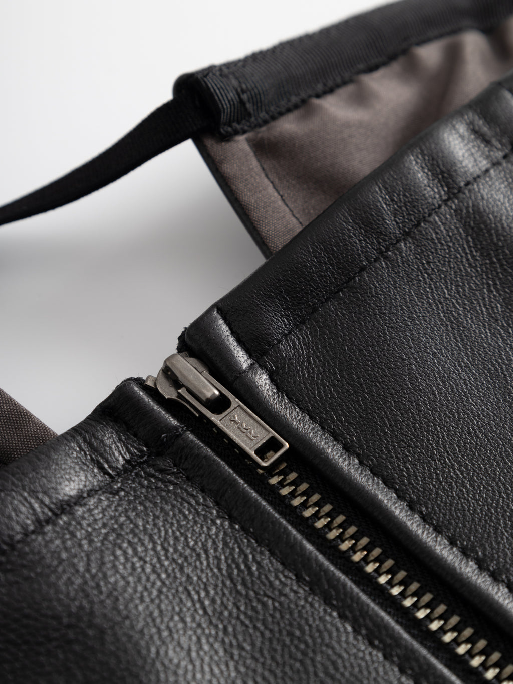 KEYHOLE CORSET TOP - LE