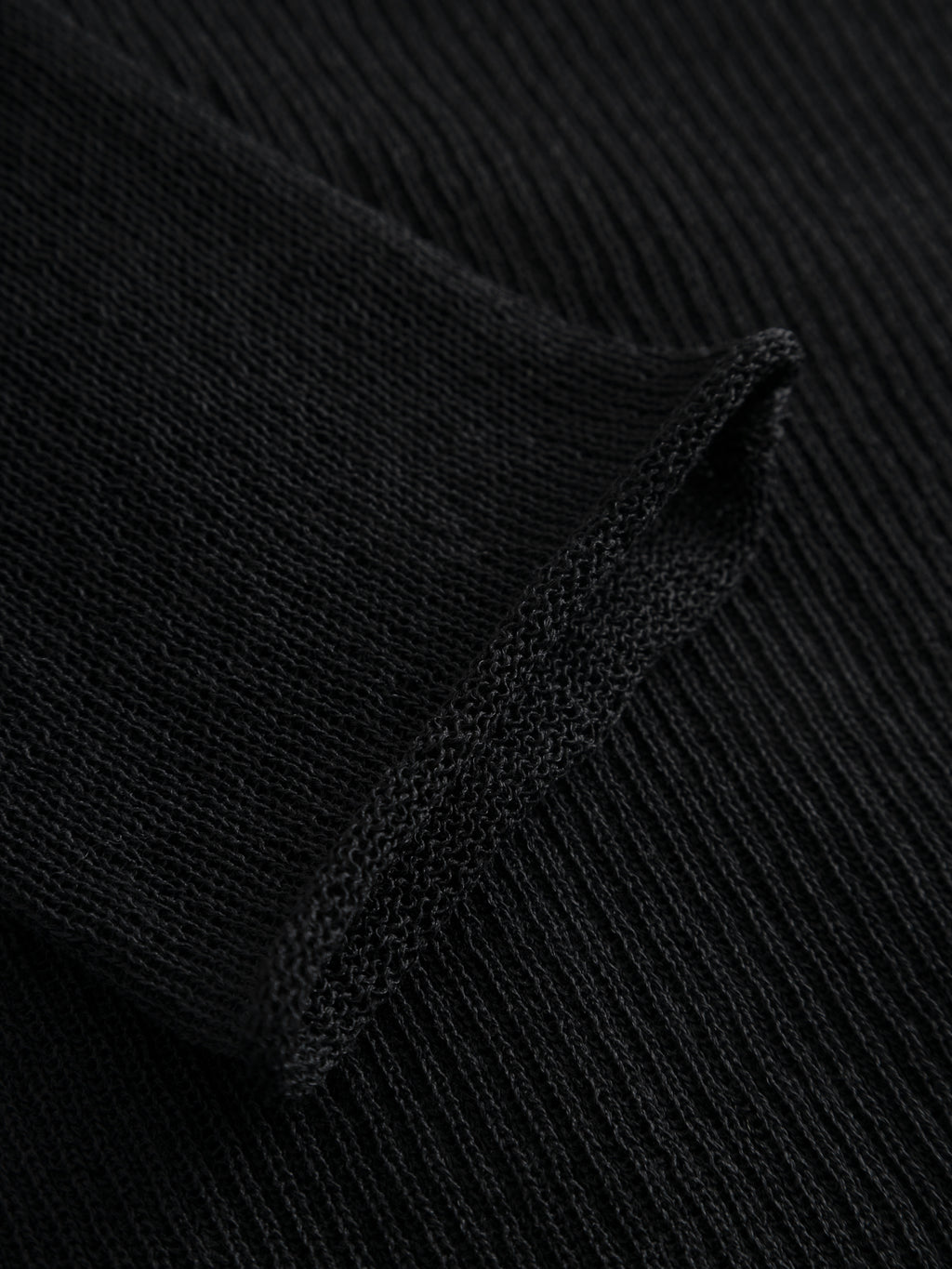 HOOK & EYE KNIT TOP I ONYX